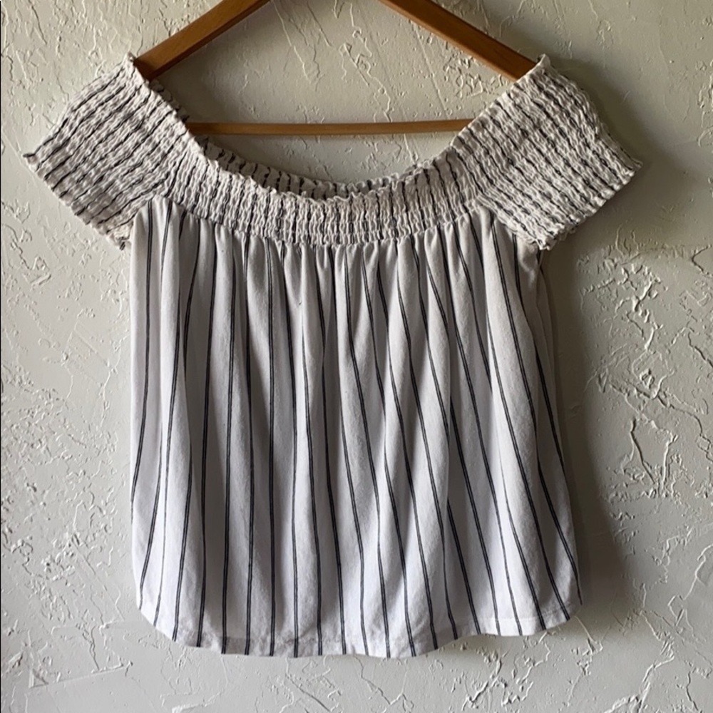 American Eagle Off-Shoulder Blouse, Size Small